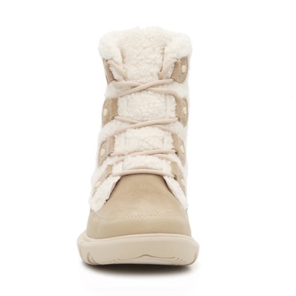 New Sorel Suede & Sherpa Winter Boots - Picture 3 of 5